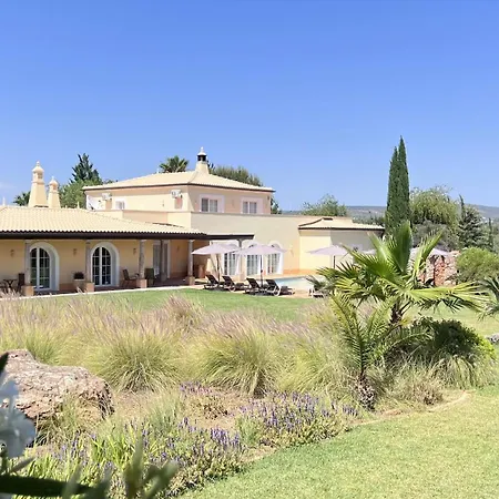 Relaxmountain Bed & Breakfast 5*